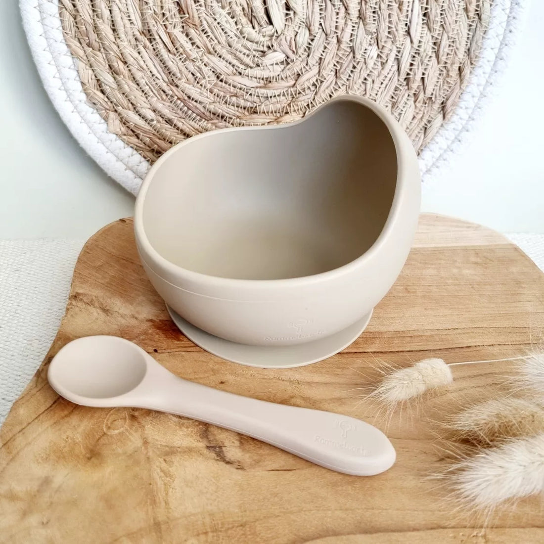 Comment-bien-choisir-la-vaisselle-pour-bébé Tinours
